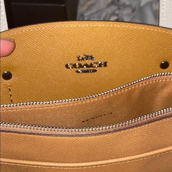 Brand new Coach bag - Picture 5 of 7